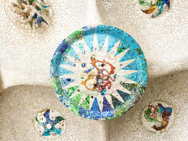 barcelona-park-guell-la-sagrada-familia-tickets-and-tour