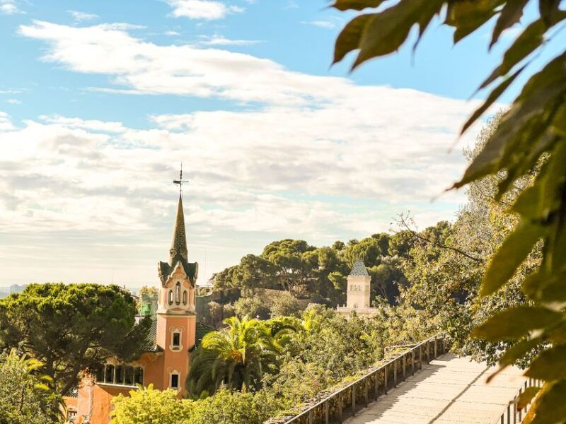 barcelona-park-guell-la-sagrada-familia-tickets-and-tour