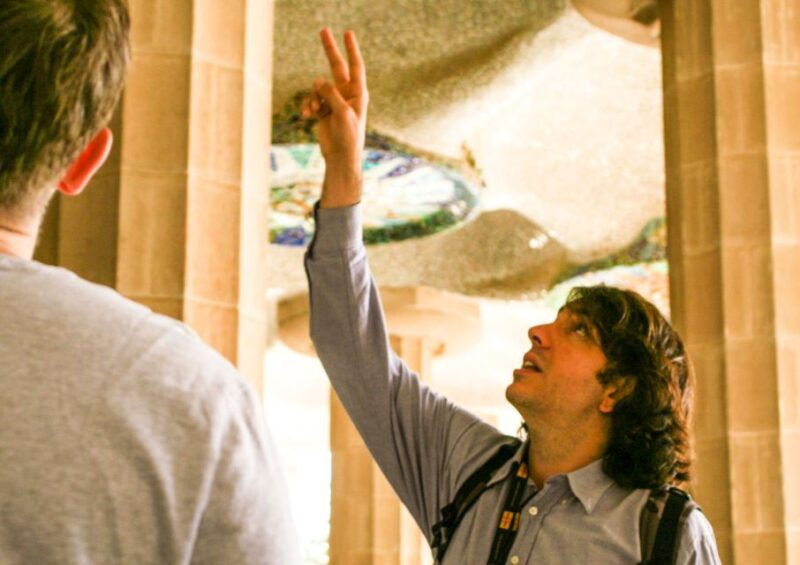 barcelona-park-guell-la-sagrada-familia-tickets-and-tour
