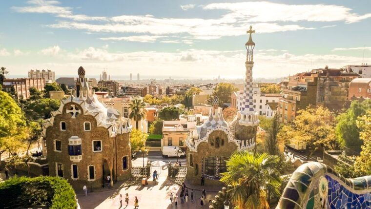 barcelona-park-guell-la-sagrada-familia-tickets-and-tour