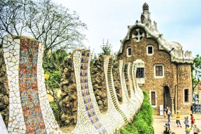 barcelona-park-guell-private-half-day-tour-with-pickup