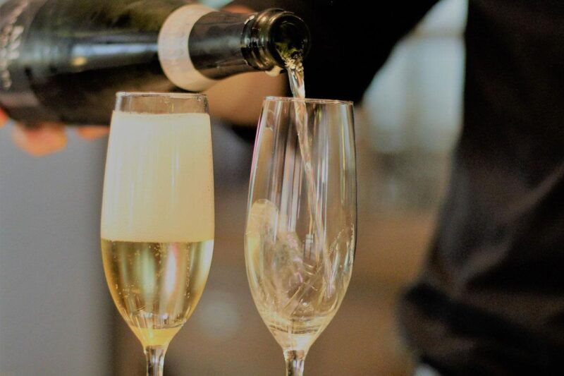 barcelona-penedes-wine-tasting-cellar-visit-private-car