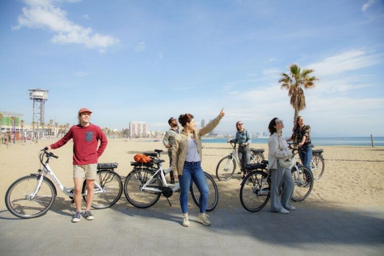 barcelona-photo-highlights-4h-small-group-ebike-tour