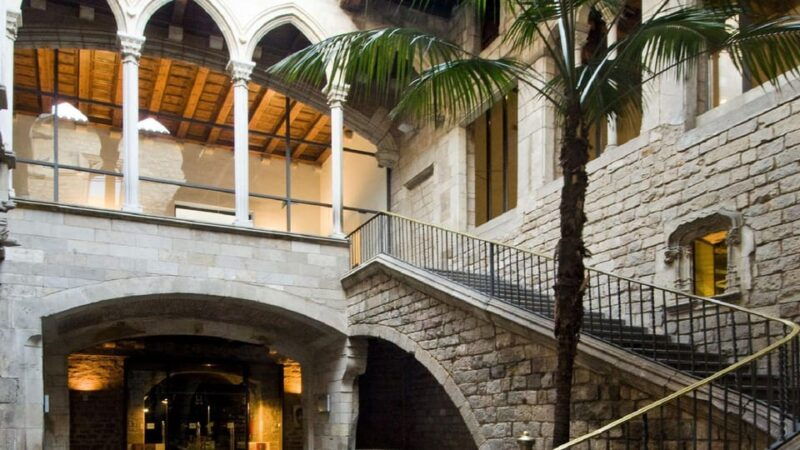 barcelona-picasso-walking-tour-with-picasso-museum-tickets