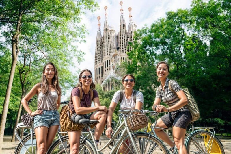 barcelona-private-bike-ebike-tour-sagrada-familia-tickets