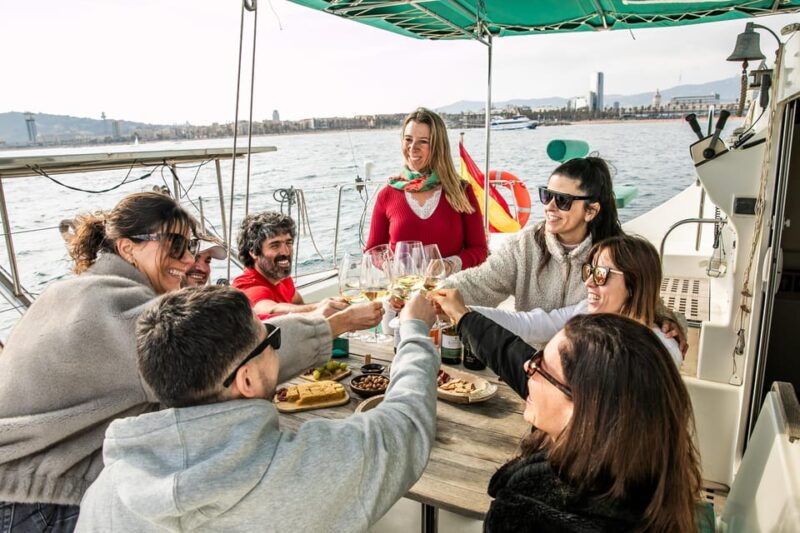 barcelona-private-catamaran-cava-tapas-sunset-option