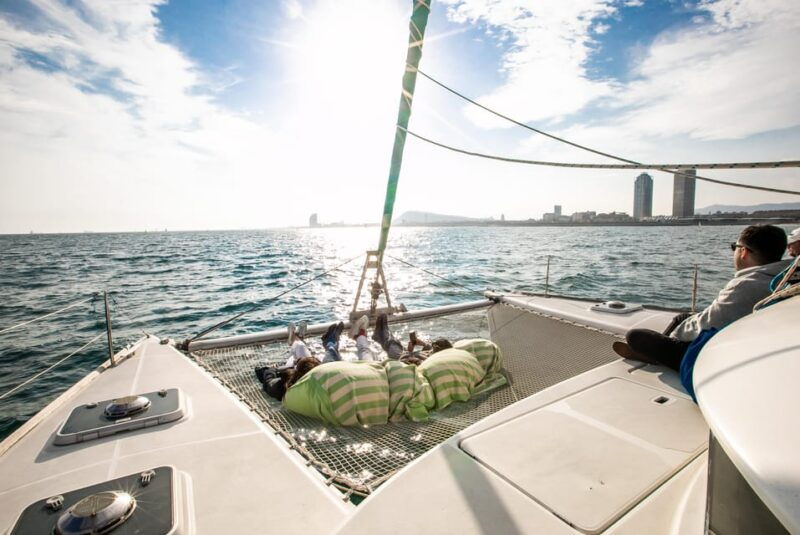 barcelona-private-catamaran-cava-tapas-sunset-option