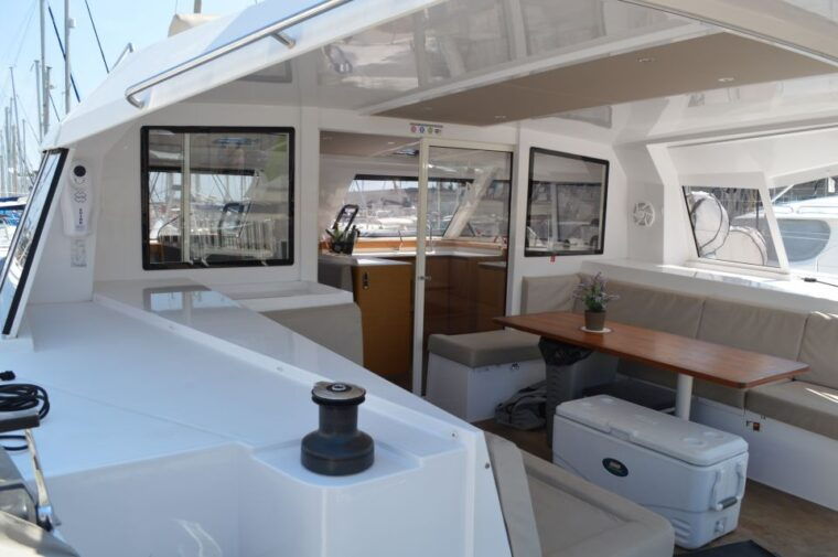 barcelona-private-catamaran-sailing-with-drinks-and-snacks