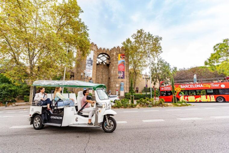 barcelona-private-city-tour-by-eco-tuk-tuk