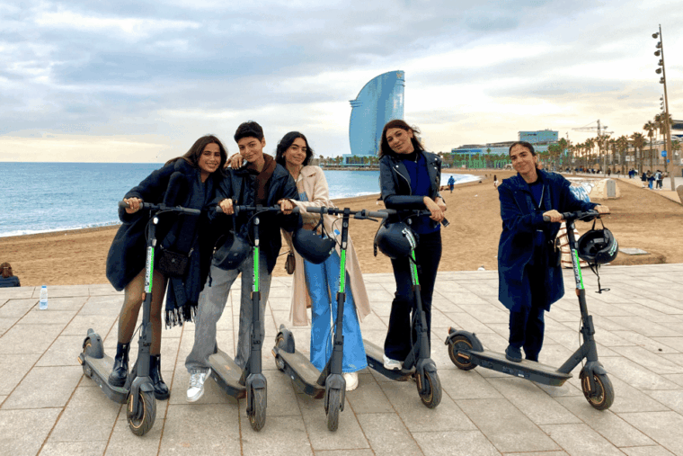 barcelona-private-e-bike-tour-or-e-scooter