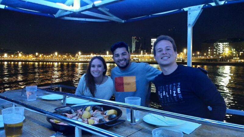 barcelona-private-evening-cruise-with-dinner-and-drinks