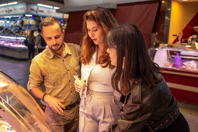 barcelona-private-food-tour-boqueria-old-towns-markets