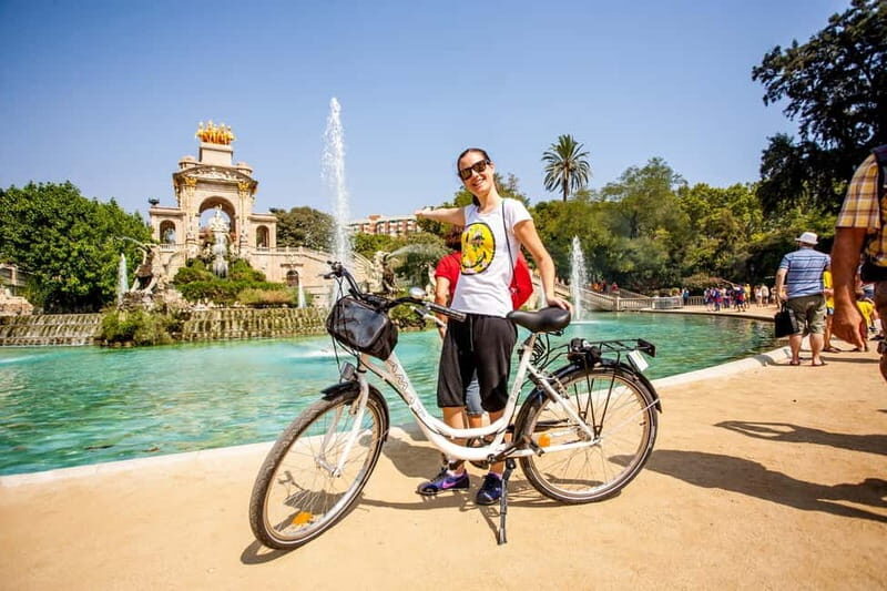Barcelona: Private Group Bike Tour - Riding Experience and Group Dynamics