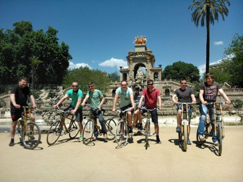 barcelona-private-highlights-tour-by-bamboo-bicycle