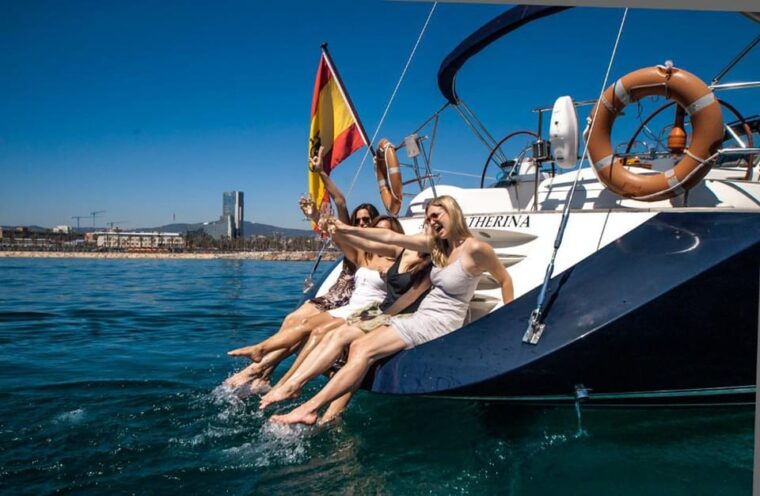 barcelona-private-luxury-sailing-tour