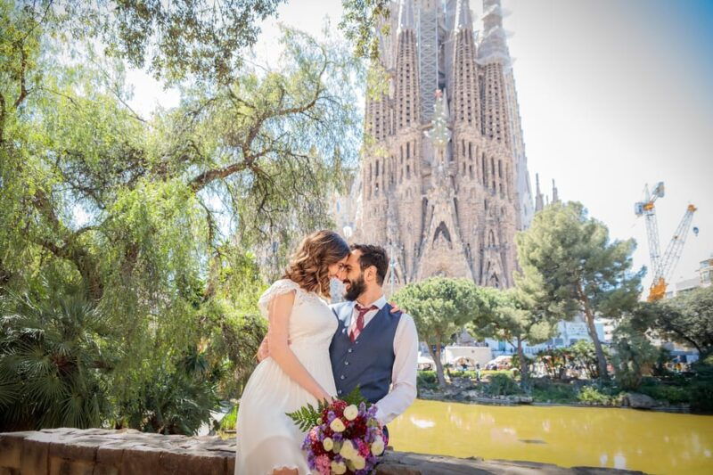 barcelona-private-photoshoot-at-sagrada-familia