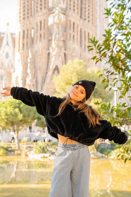 barcelona-private-photoshoot-at-sagrada-familia