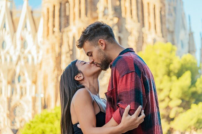 barcelona-private-photoshoot-outside-sagrada-familia