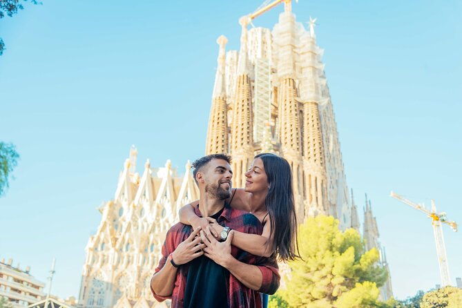 barcelona-private-photoshoot-outside-sagrada-familia