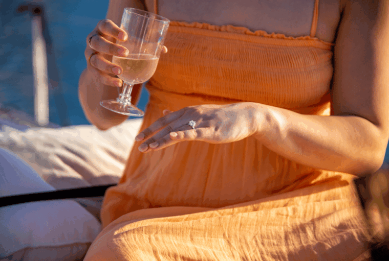 barcelona-private-romantic-sailing-tour-with-drinks