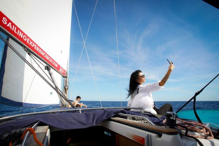 barcelona-private-sailing-experience-from-port-olimpic-2