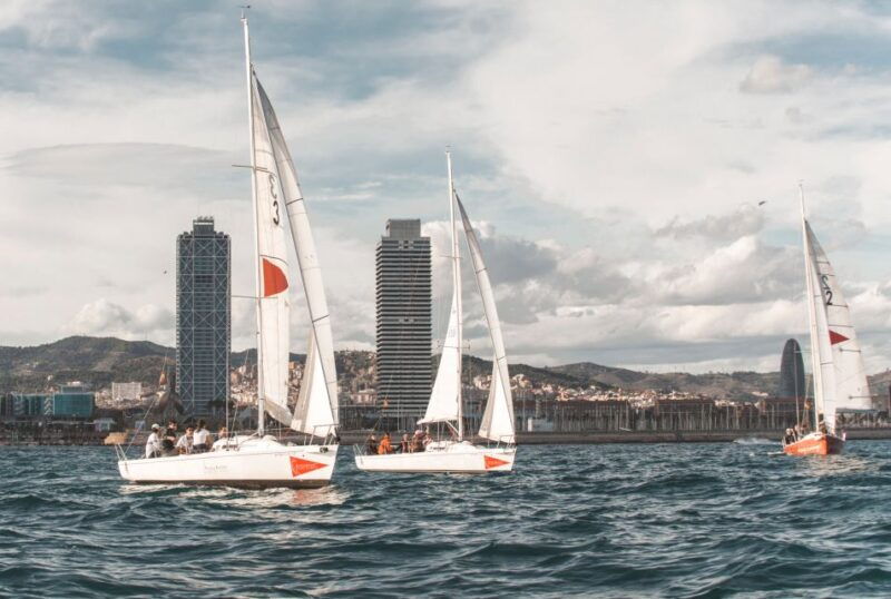 barcelona-private-sailing-trip-with-a-bottle-of-cava