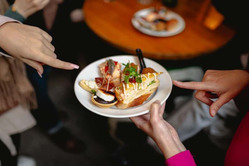 Barcelona Private Tapas Tour with Lunch or Dinner in El Born - Detailed Breakdown of the Itinerary