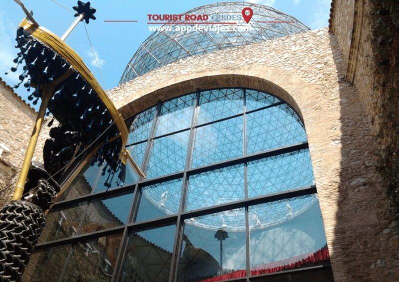 barcelona-private-tour-dali-boat-cadaques