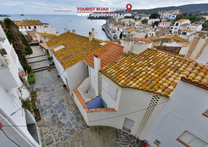 barcelona-private-tour-dali-boat-cadaques