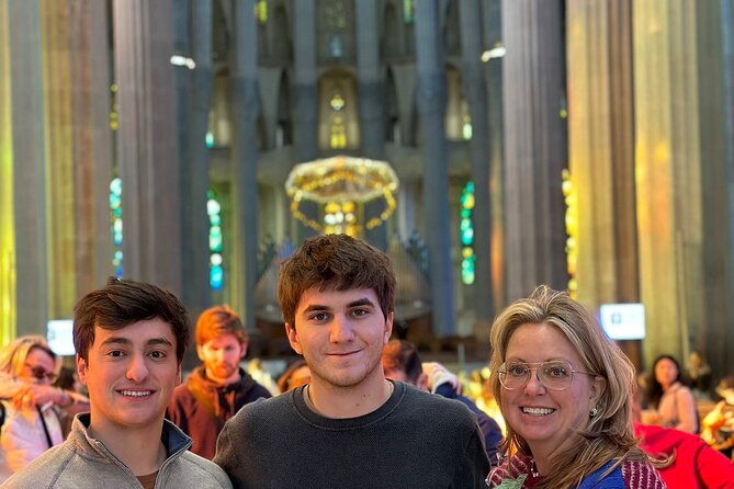 barcelona-private-tour-from-sant-pau-to-sagrada-familia