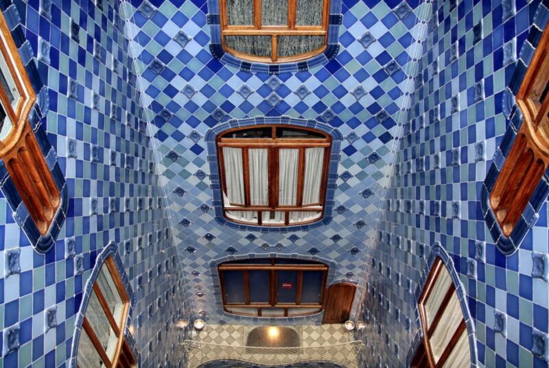barcelona-private-tour-of-casa-mila-and-casa-vicens