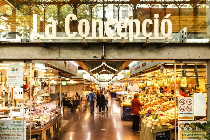 barcelona-private-tours-with-locals-100-personalized-see-the-city-unscripted-2