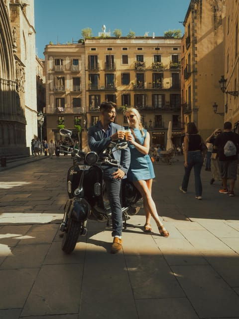 barcelona-private-vespa-tour-with-tapas-and-wine-tasting