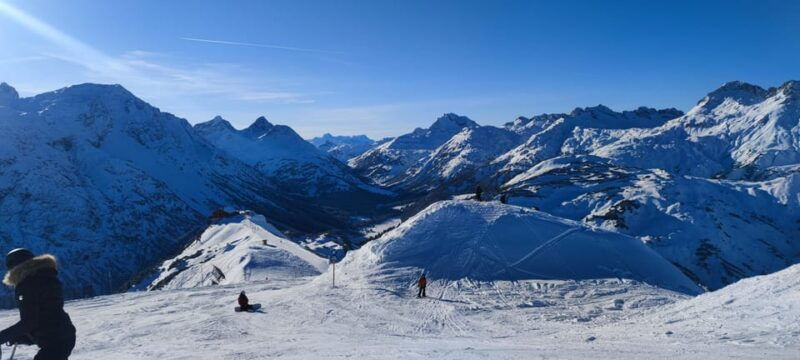 barcelona-pyrenees-ski-snowboard-tour-day-trip