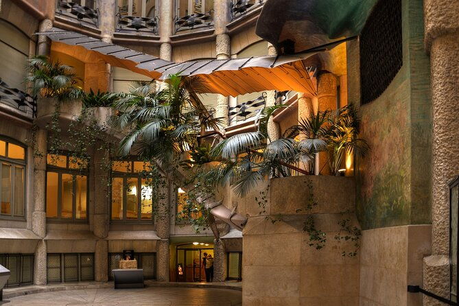 barcelona-reserved-entrance-to-casa-mila-la-pedrera-with-audio