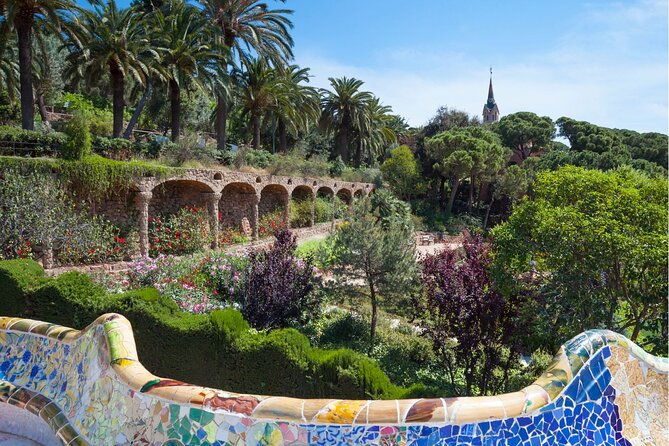barcelona-reserved-group-entrance-to-park-guell-with-audio-guide