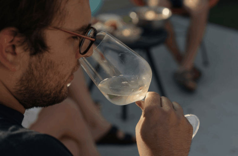 barcelona-rooftop-party-wine-tasting