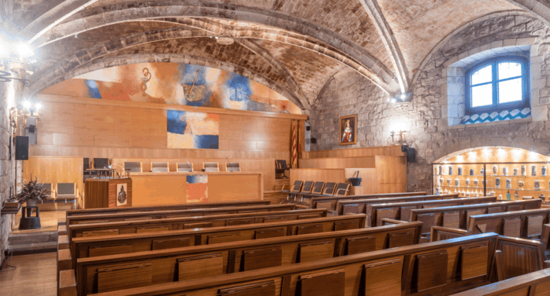 barcelona-royal-academy-of-pharmacy-of-catalonia-tour