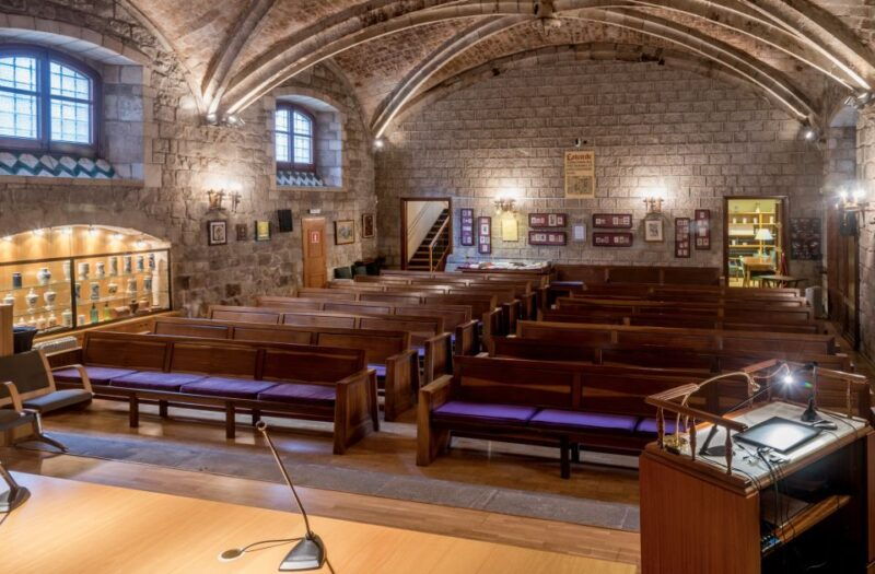 barcelona-royal-academy-of-pharmacy-of-catalonia-tour