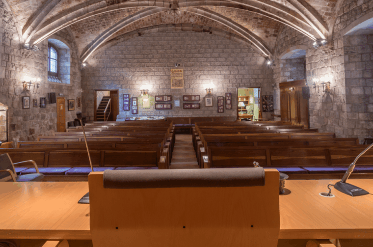 barcelona-royal-academy-of-pharmacy-of-catalonia-tour