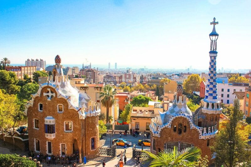 barcelona-sagrada-familia-and-park-guell-small-group-tour