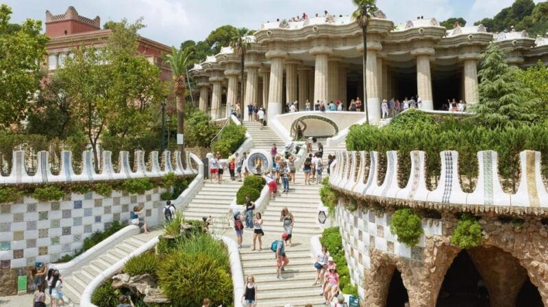 barcelona-sagrada-familia-and-park-guell-with-hotel-pickup