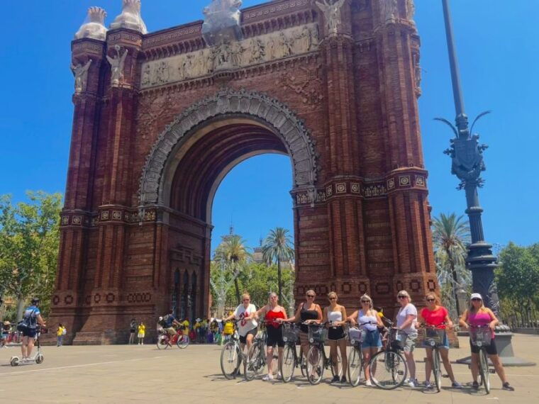 barcelona-sagrada-familia-electric-scooter-or-bike-tour