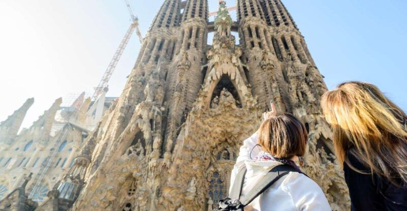 barcelona-sagrada-familia-fast-track-guided-tour-2