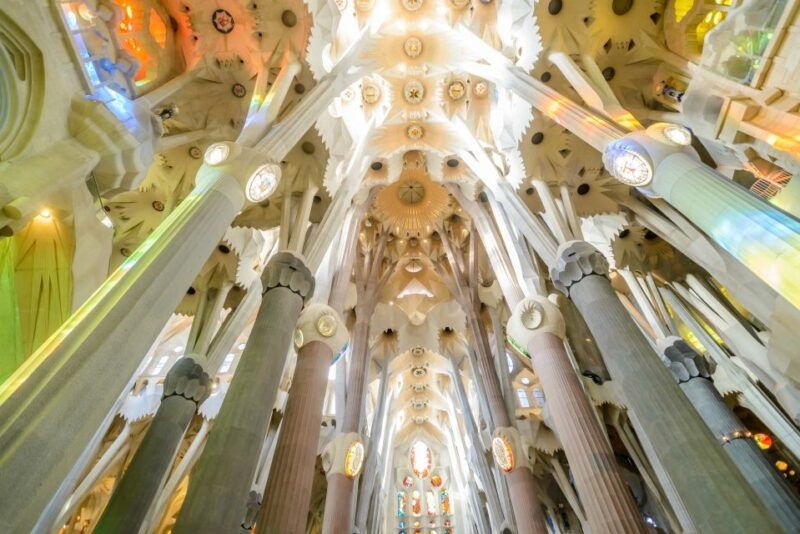barcelona-sagrada-familia-fast-track-guided-tour-2