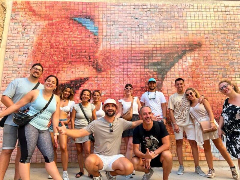 barcelona-sagrada-familia-modernism-and-old-town-tour