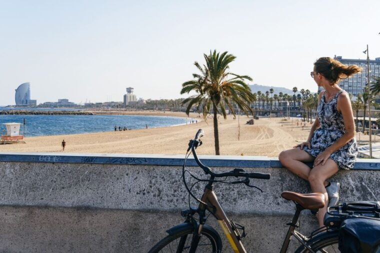 barcelona-sagrada-familia-or-city-sights-bike-or-ebike-tour