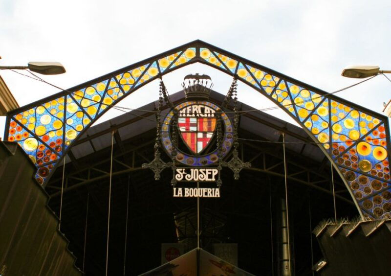 barcelona-sagrada-familia-park-guell-and-old-town-tour