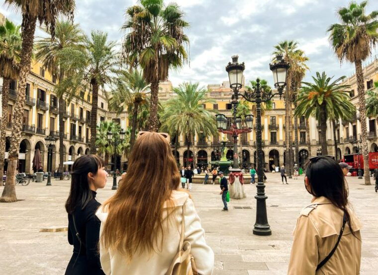 barcelona-sagrada-familia-park-guell-and-old-town-tour
