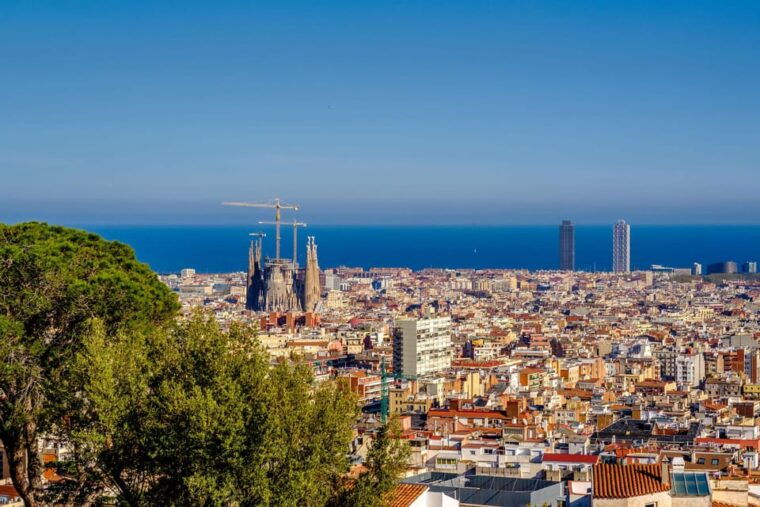 barcelona-sagrada-familia-park-guell-guided-tour-ticket